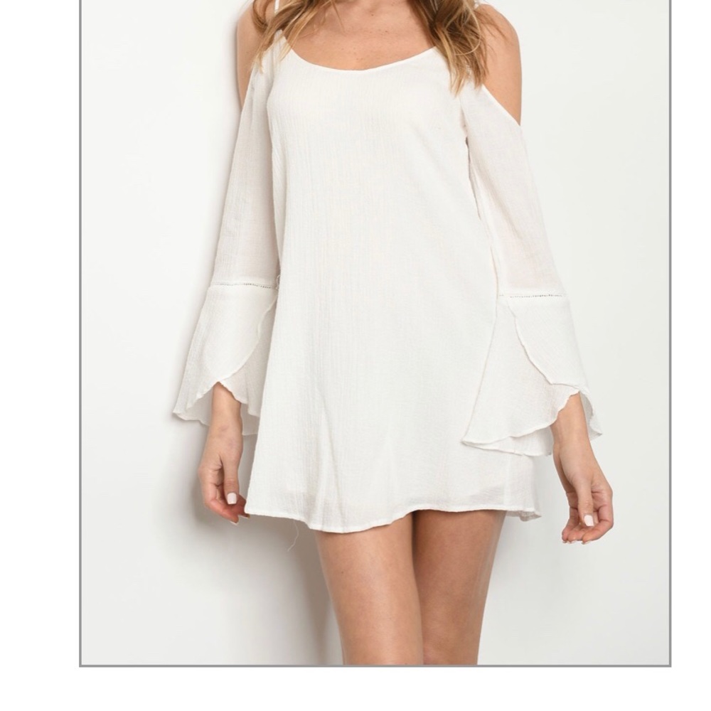 White backless summer dress - Picture 1 of 2